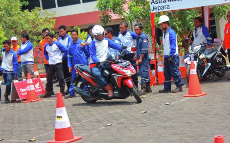 Two Wheel Slalom test for TJBPS Employee -Safety Riding Skill