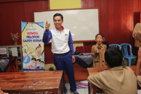Safety Riding Goes To School 3