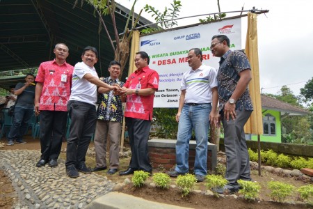 Launching Kampung Berseri Astra