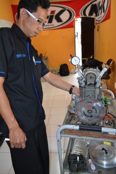 Training Mekanik Balap Bersama MBKw2 Honda Yogyakarta