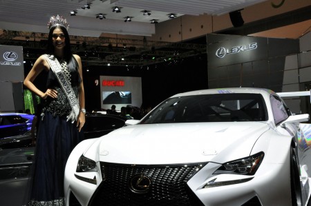 Puteri Indonesia & Lexus