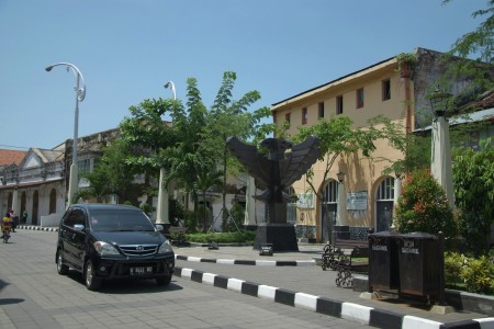 old avanza on old town