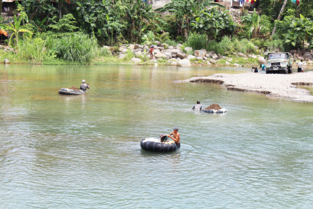 Penambang Pasir Lambuang Bukik