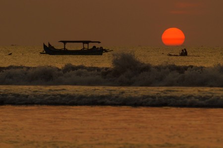 Senja di Pantai Kuta