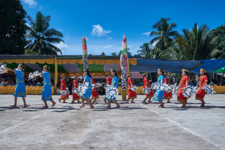 Tari Adat Dayak Kalimantan Timur