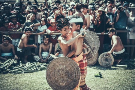 Perang Pandan Desa Tenganan Pengringsingan Karangasem