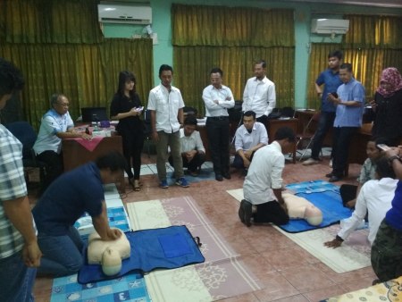 Pelatihan CPR masyarakat pulau Pramuka