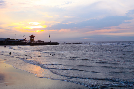 Sunset di pantai pondok bali