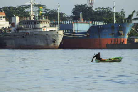 Nelayan Tradisional di Sungai Kapuas