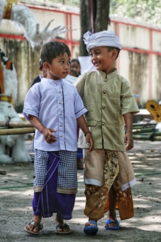 Bahasa budaya anak