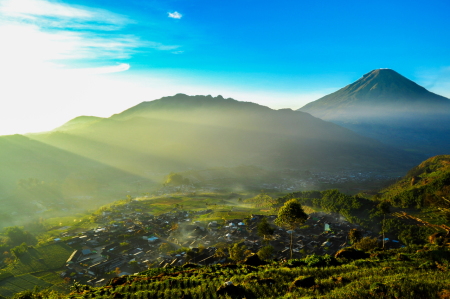 Indahnya Kampung Tieng Di Pagi Hari