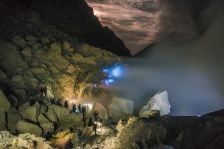 Amazing kawah ijen