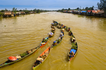 Berangkat dan Pulang Bersama-sama