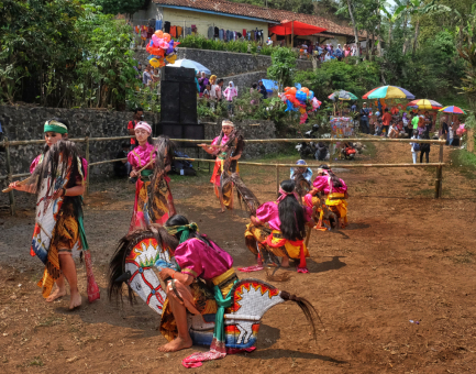 Tarian Jaran Kepang