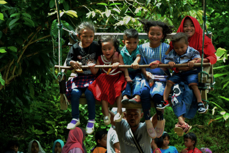 "Roller Coaster" Kampung