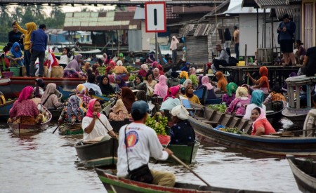 PASAR APUNG LOK BAINTAN