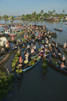 Pasar Terapung Lok Baintan