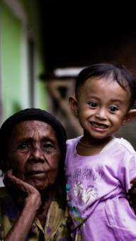 Nenek Buyut dan Cicit