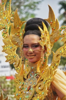 Baju Karnaval