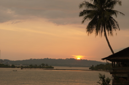 Cahaya dibalik bukit