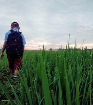 Semangat pergi ke sekolah