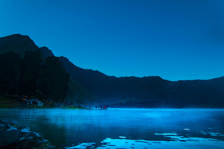 Heningnya Danau Segare Anak