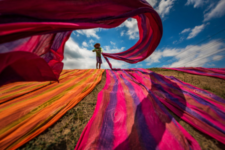 THE TRADITIONAL SUN DRIED SOLO FABRIC