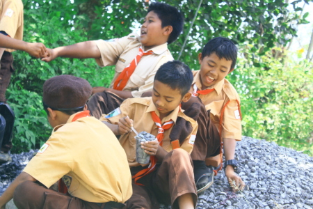 Makan batu