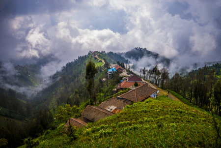 Desa Di Atas Awan