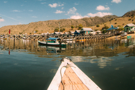 Berlabuh di Kampung Komodo