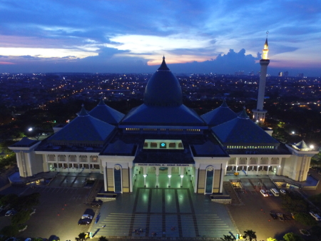 Masjid agung surabaya