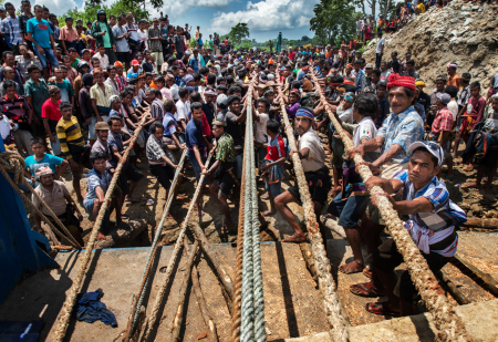 Kerja sama masyarakat Sumba Tengah