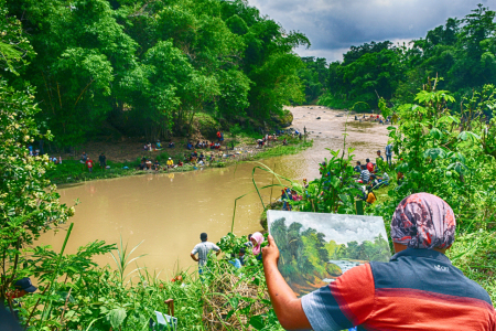 Melukis Sungai Bedadung di Jember