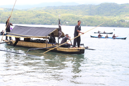 Prosesi Laut Di Larantuka