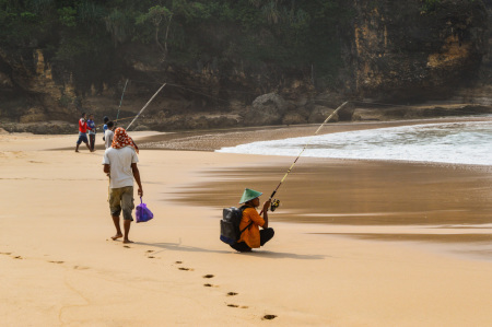 Pemancing pantai