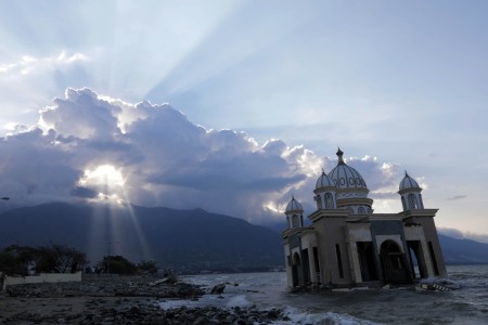 INDONESIA SULAWESI EARTHQUAKE TSUNAMI