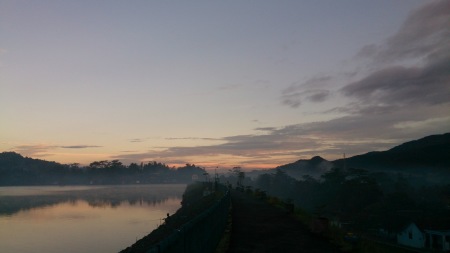 Wadukmu, kehidupanku.