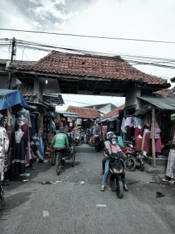 Pasar Sandang TegalGubug Cirebon