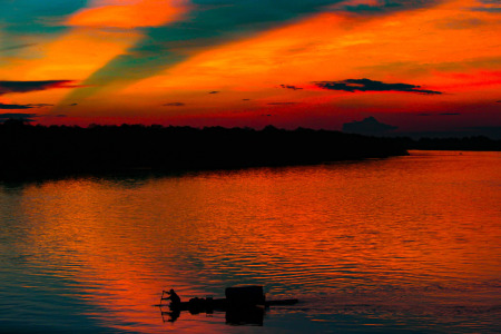 Senja bersama pencari udang