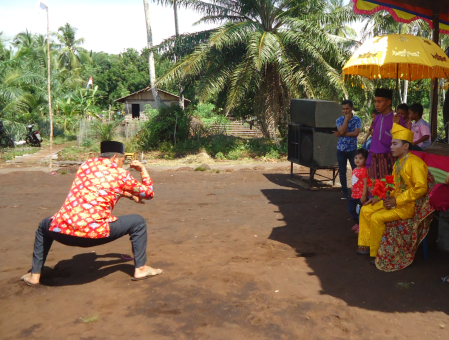 Persembahan Pencak Silat