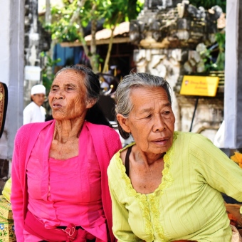 Dua Wanita Bali