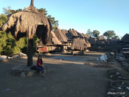 KAMPUNG TRADISIONAL BENA