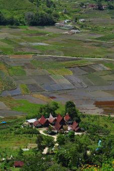 Desa Tradisional Sianjur Mula-Mula