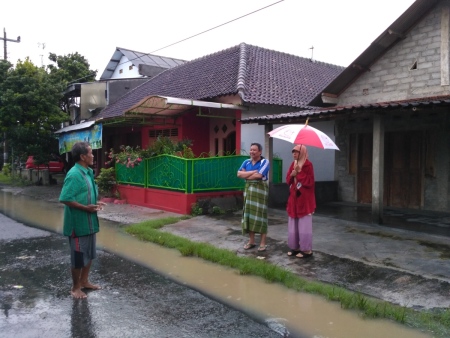 Ngobrollah dengan tetanggamu