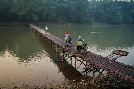 Jembatan bambu Mangir