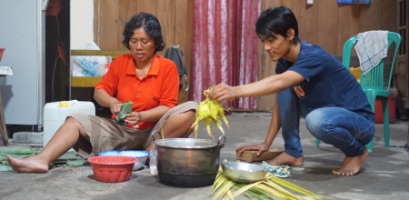 Ketupat Untuk Natal