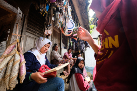 Wisata Kampung Naga