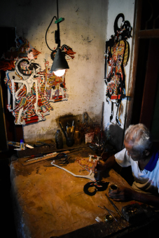 Wayang Kertas dari Desa Wirun