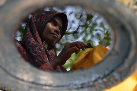 Mewarnai Batik