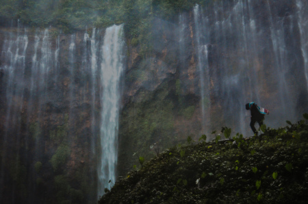 Surga di Balik Bahaya 120m